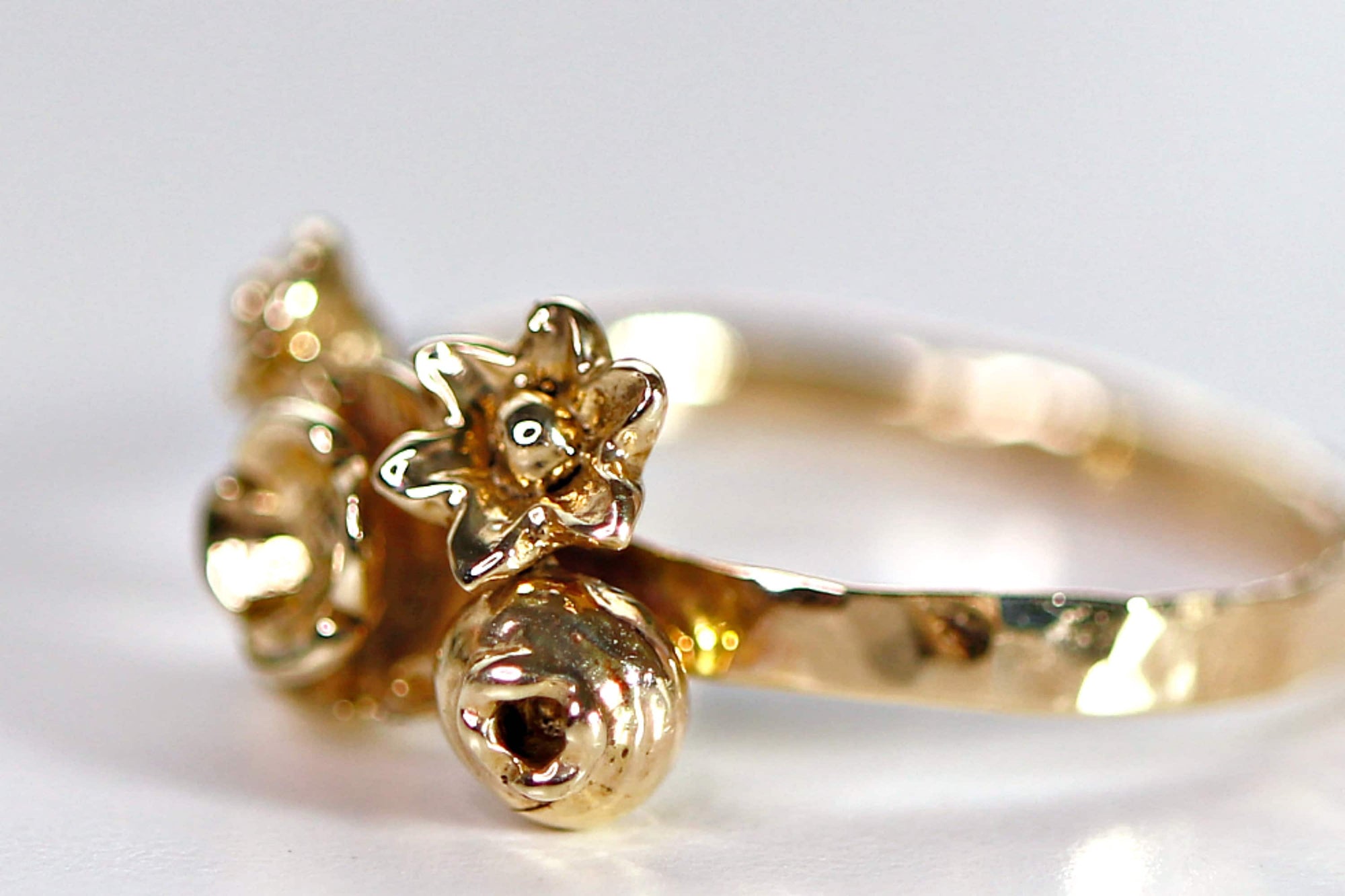 14k Gold Flower Cluster Ring