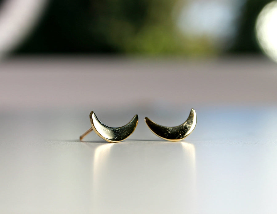 14k Solid Gold Crescent Moon Earrings, Moon Stud Earrings