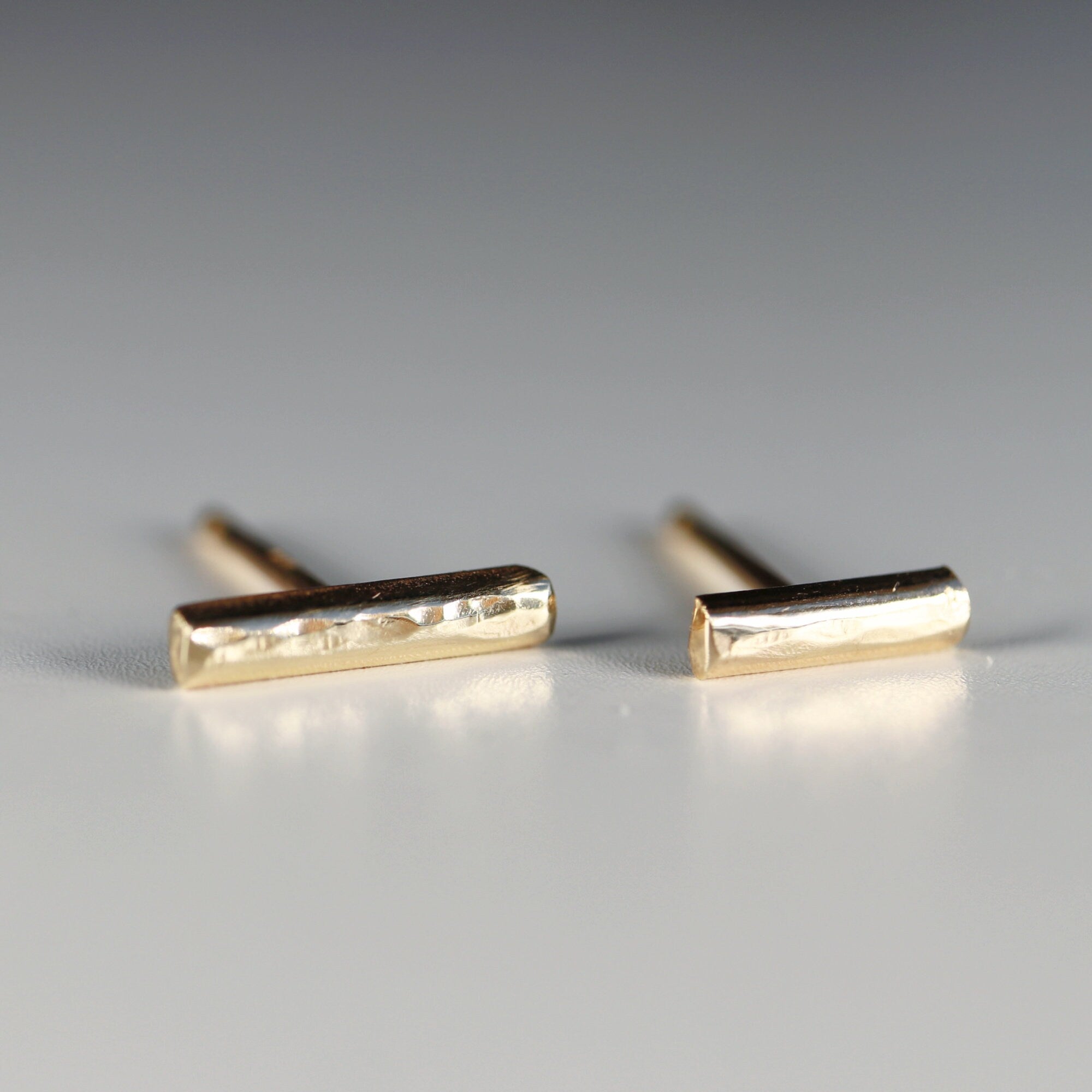 14k Gold Hammered Bar Stud Earrings