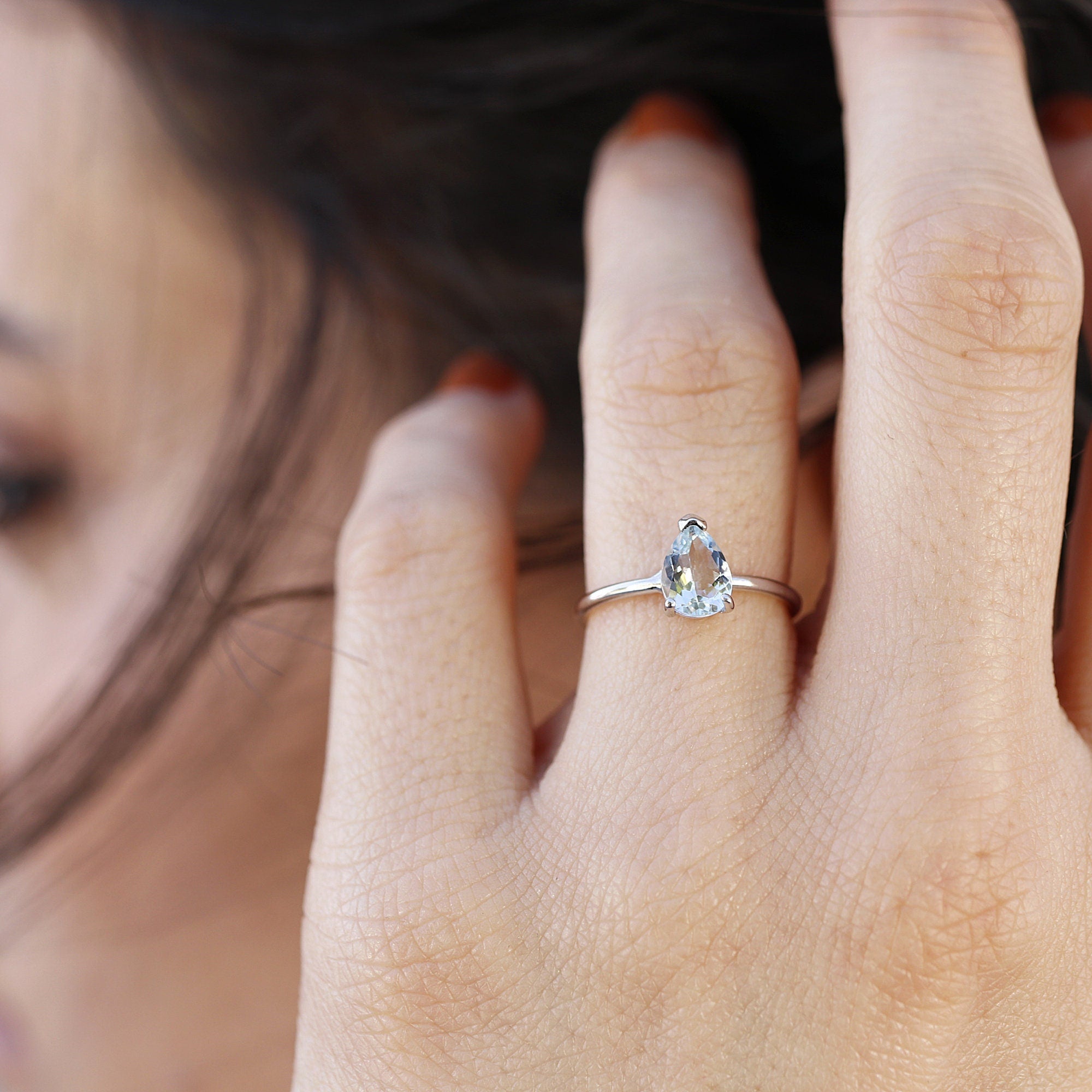 14k White Gold Pear Aquamarine Ring