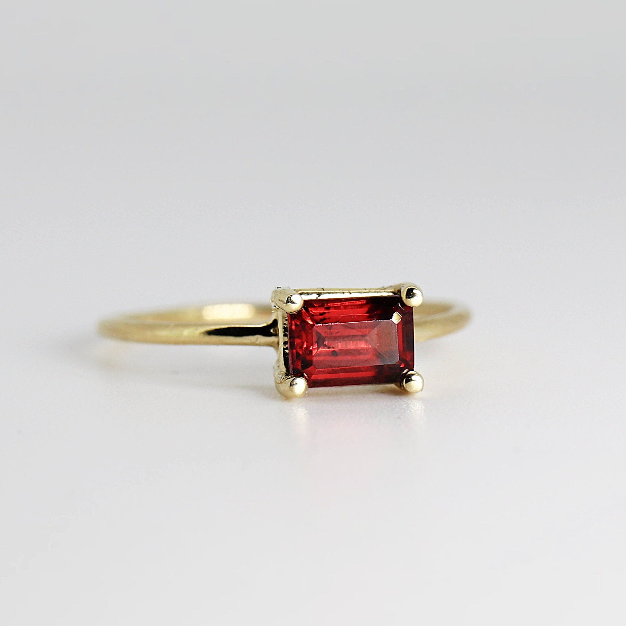 14k Gold East West Garnet Ring