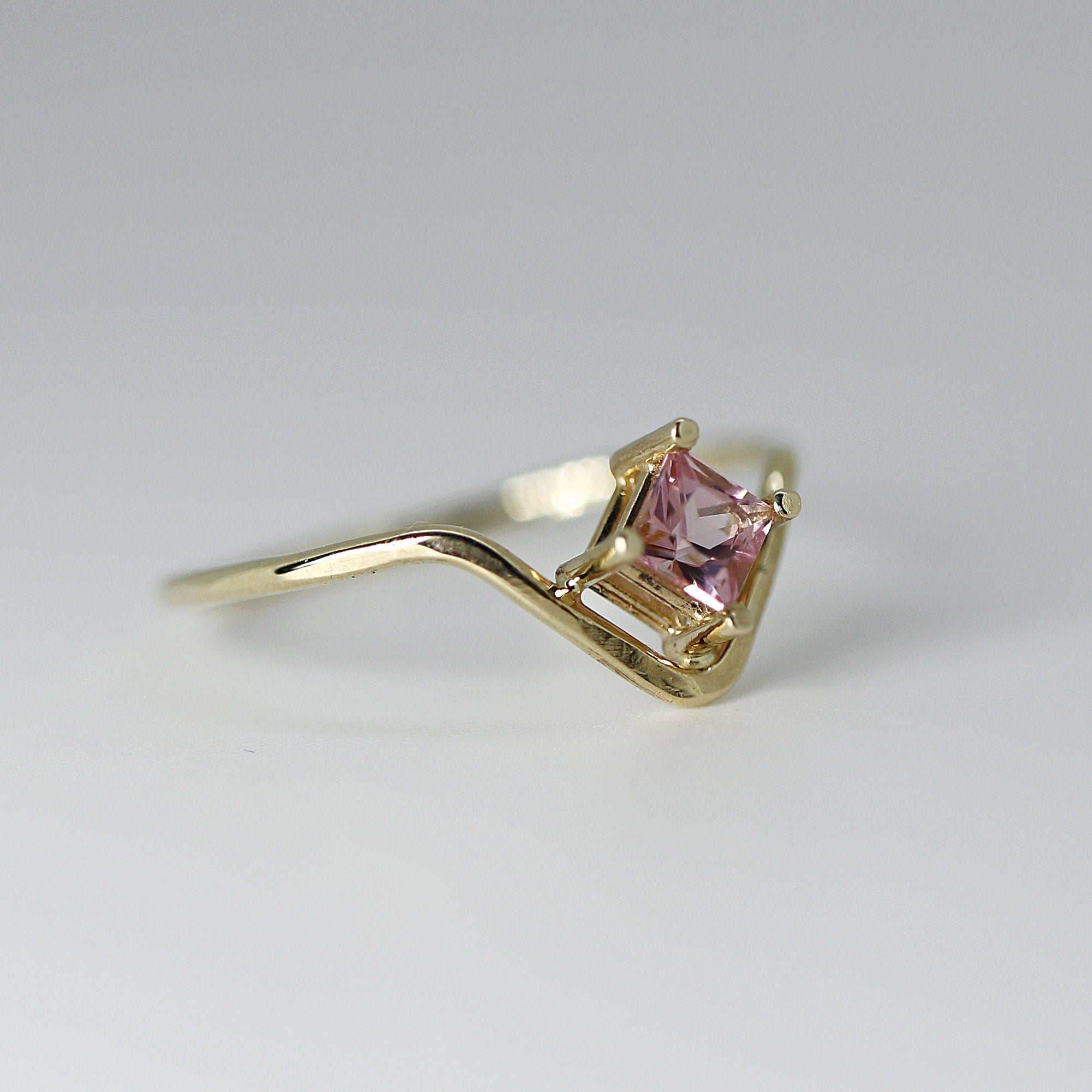 Princess Tourmaline Ring, V Ring w Gemstone Pink Tourmaline Ring 14k Gold