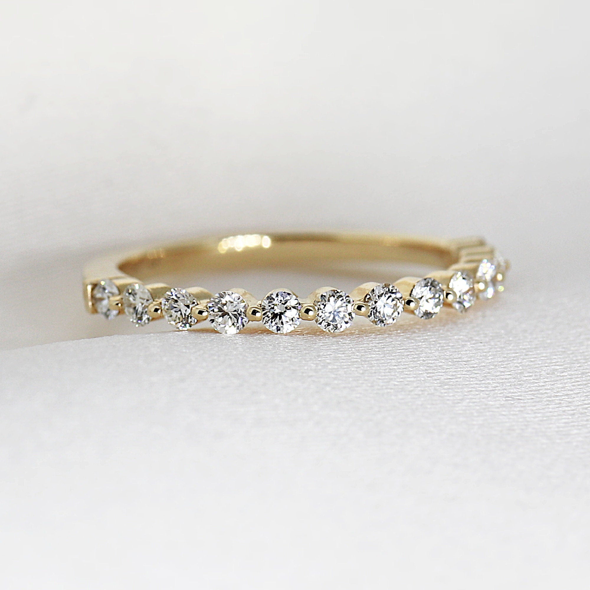 Shared Prong Diamond Wedding Band, 14k Solid Gold Floating Diamond Ring