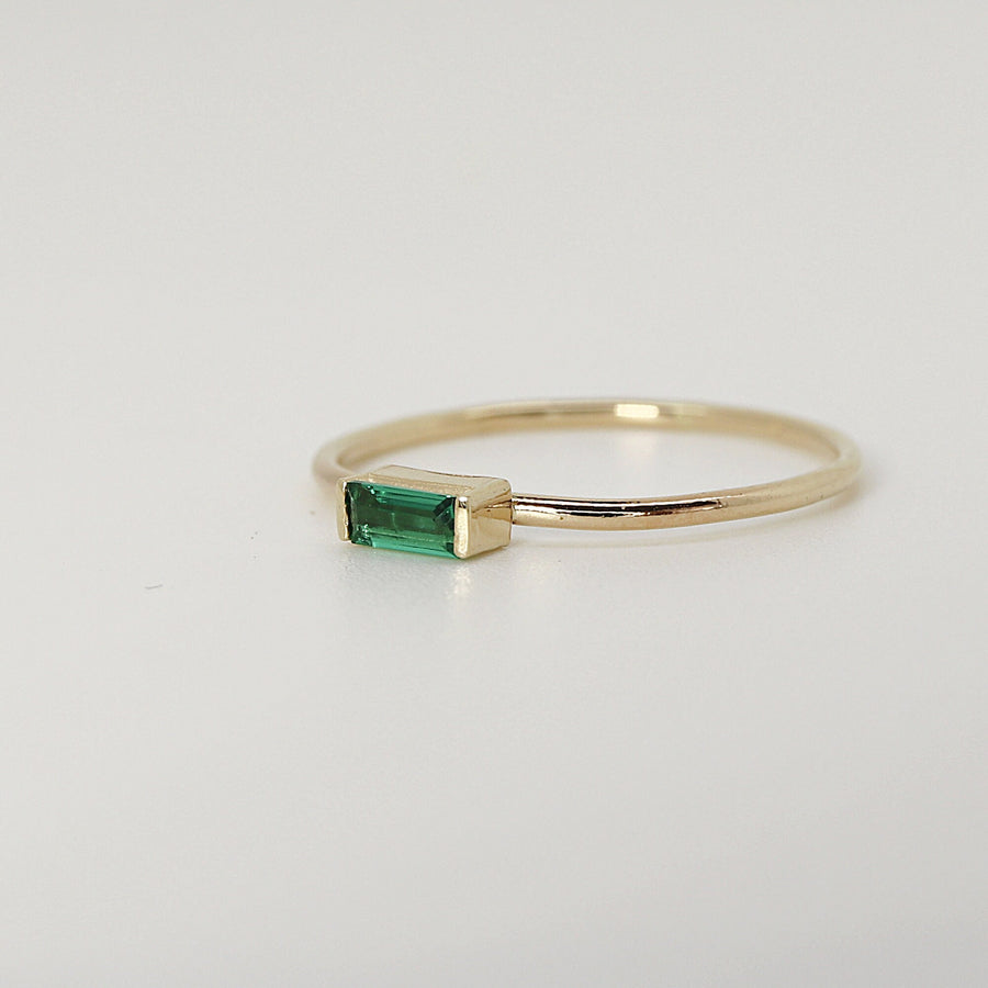 Minimalist Baguette Emerald Ring 14k Gold