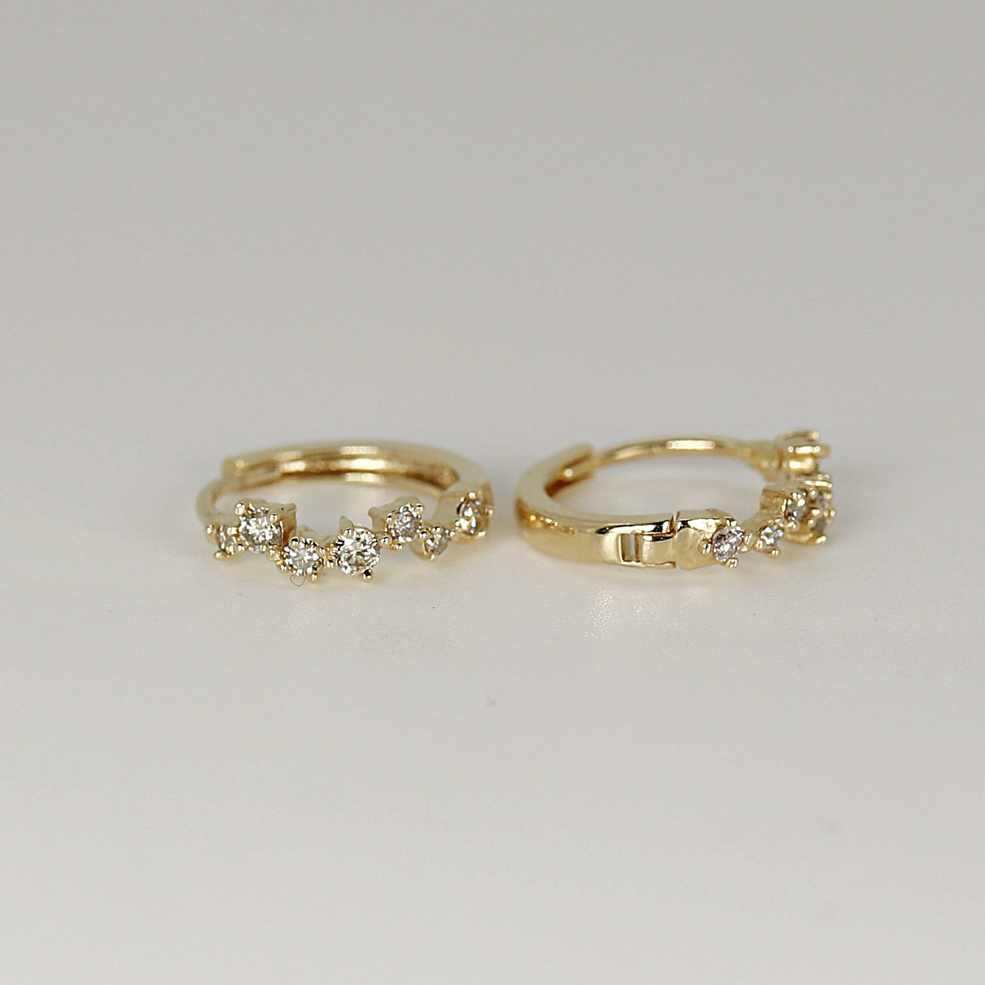 14k Diamond Huggie Hoop Earrings - Melt'm Jewelry