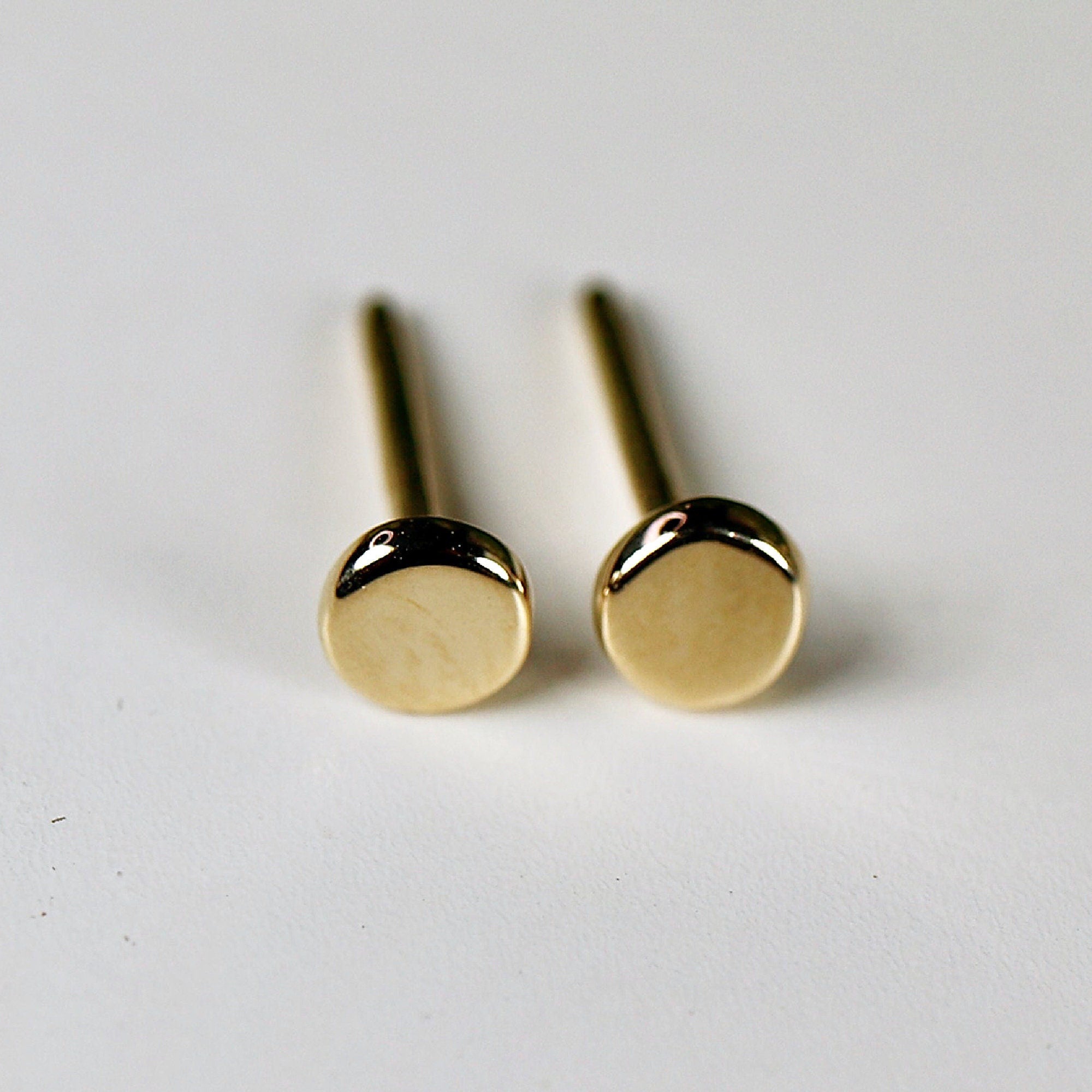 14k Yellow Gold Round Earrings