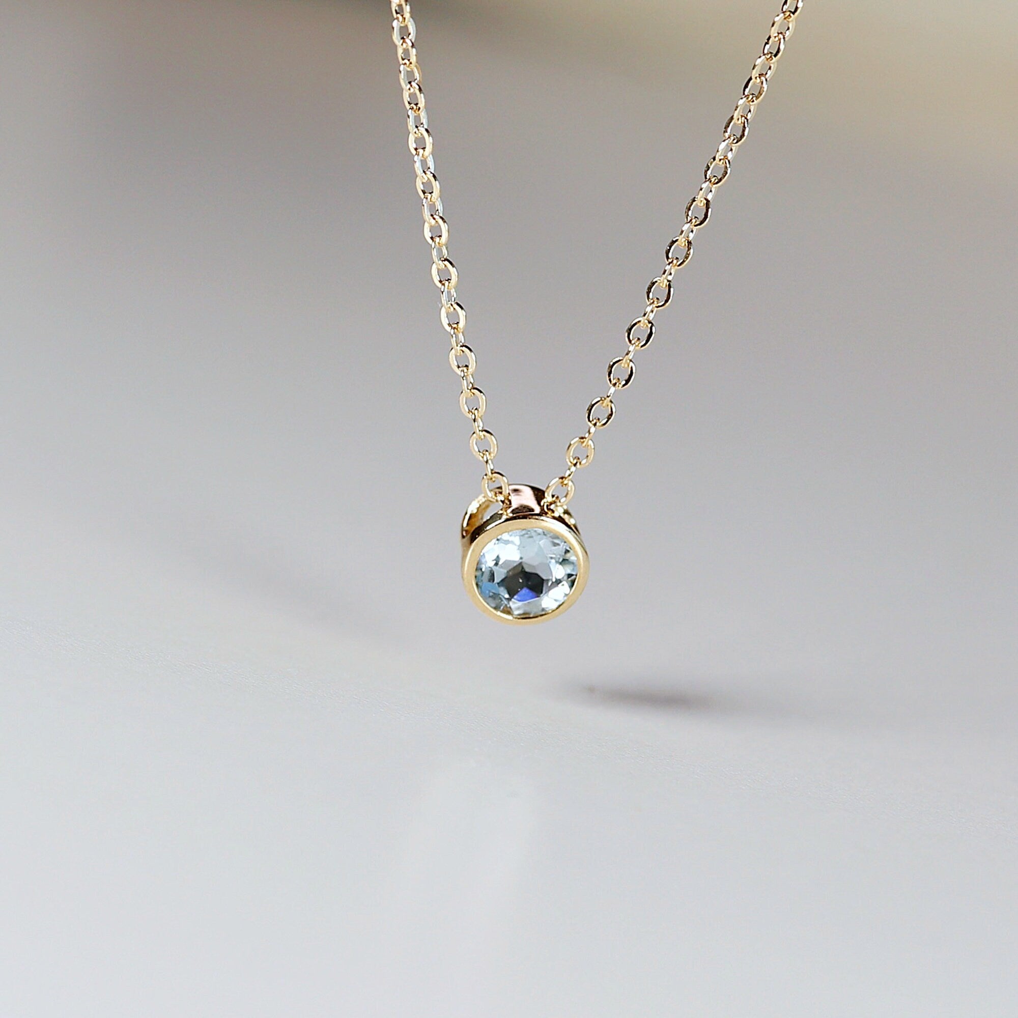 Bezel Set Swiss Blue Topaz Necklace 14k Solid Gold, Minimalist Sliding Necklace, Topaz Pendant, Gemstone Necklace, Valentine&#39;s Day Gift