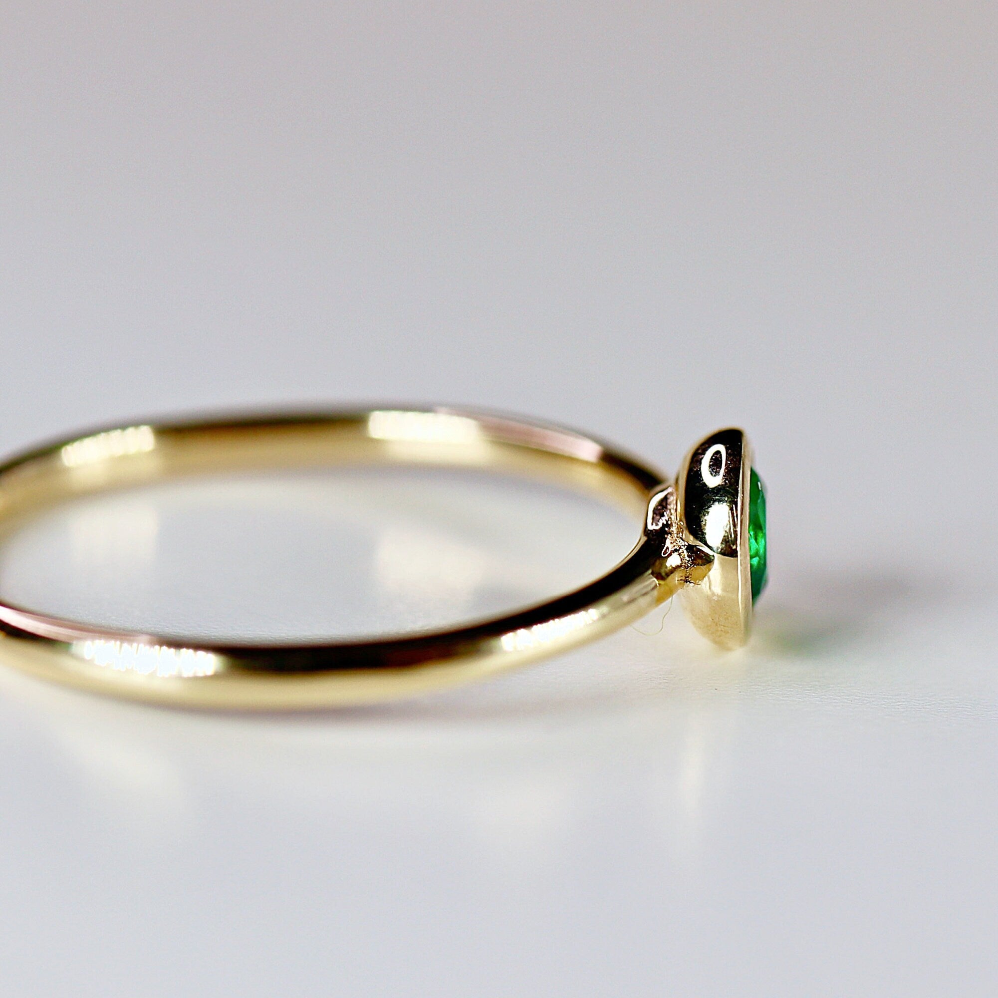 14k Gold Emerald Ring, Stacking Minimalist Gemstone Ring, Green Gemstone Ring, Gold Birthstone Stacking Ring May Birthstone